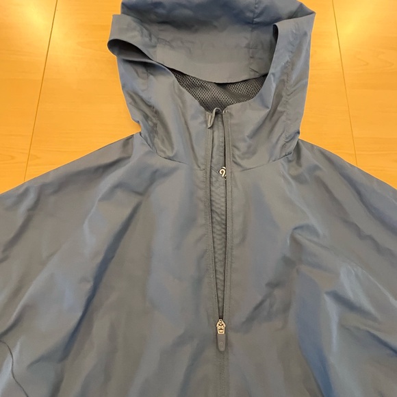 Champion Women’s Zip Up Lightweight Hooded Jacket with Zipper Pockets Size XS - Picture 3 of 6